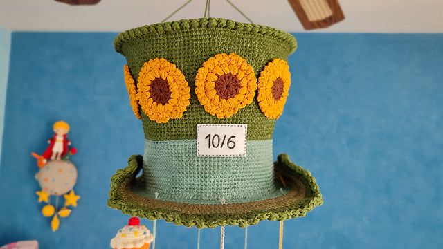 Mobile Alice in Wonderland Crochet Pattern