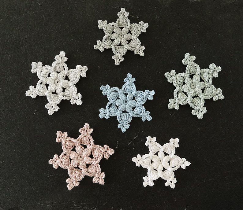 Star Snowflake Crochet Pattern
