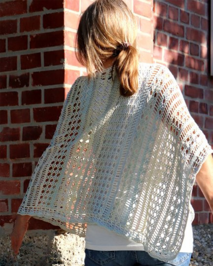 Mixed Stitch Poncho Crochet Pattern