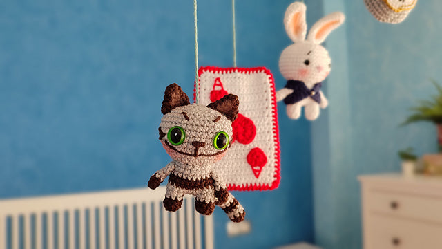 Mobile Alice in Wonderland Crochet Pattern