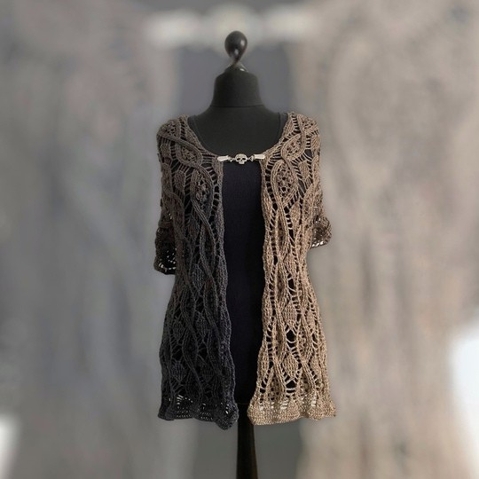 Leaf and Braid Shawl Crochet Pattern