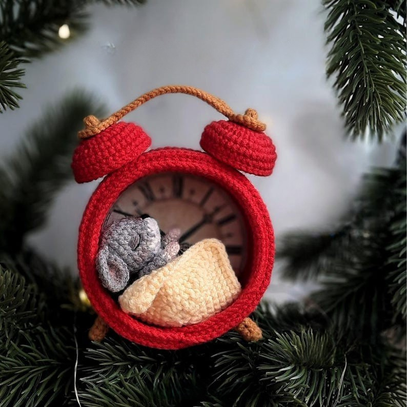 Sleepy Mouse Clock Crochet Pattern