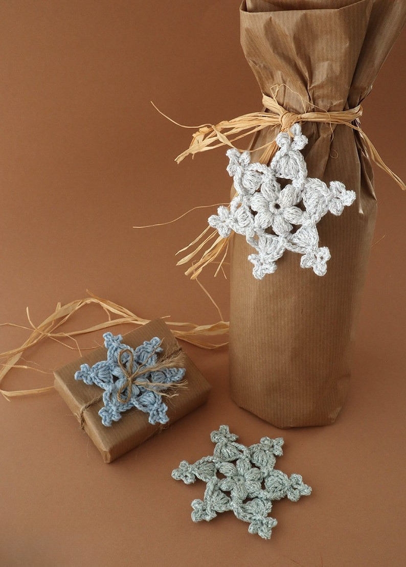 Star Snowflake Crochet Pattern