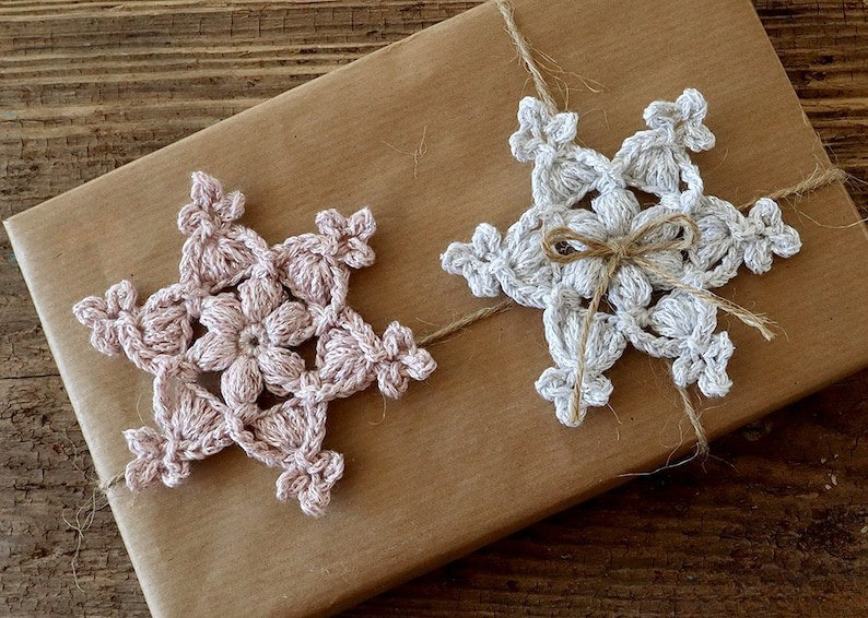 Star Snowflake Crochet Pattern