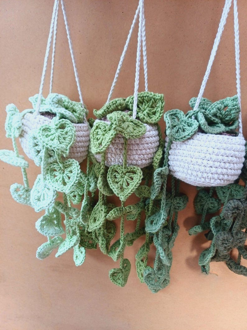 Hanging Monstera Plant Crochet Pattern