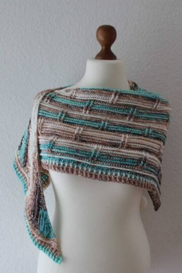 Wide Shawl Crochet Pattern