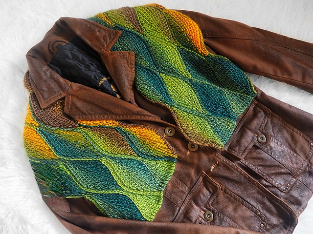 Leafy  Scarf Crochet Pattern