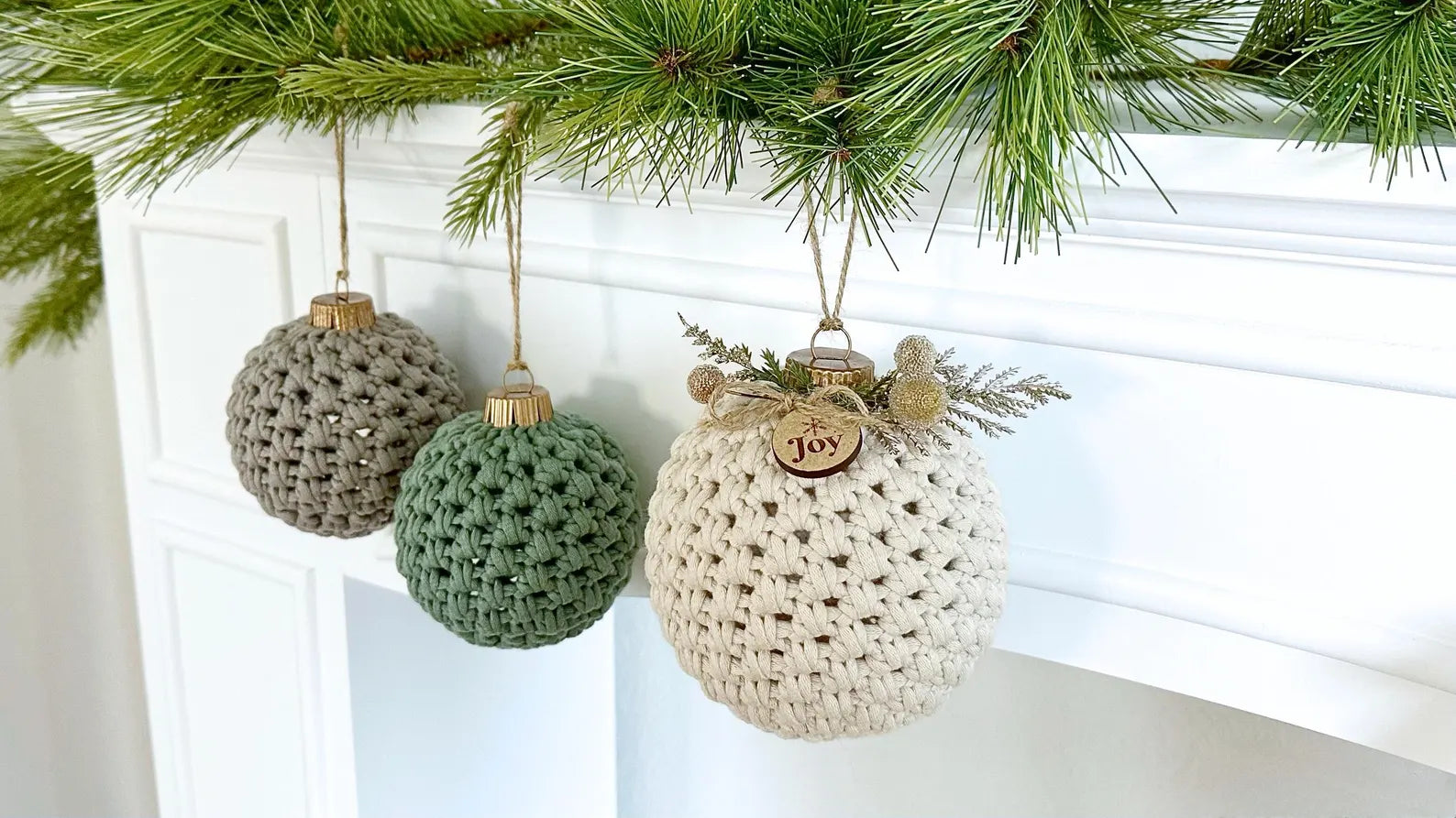 Christmas Balls Ornaments Crochet Pattern