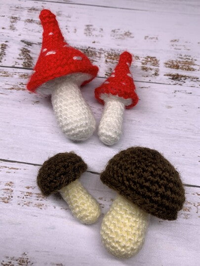 Autumn Decorations Crochet Pattern