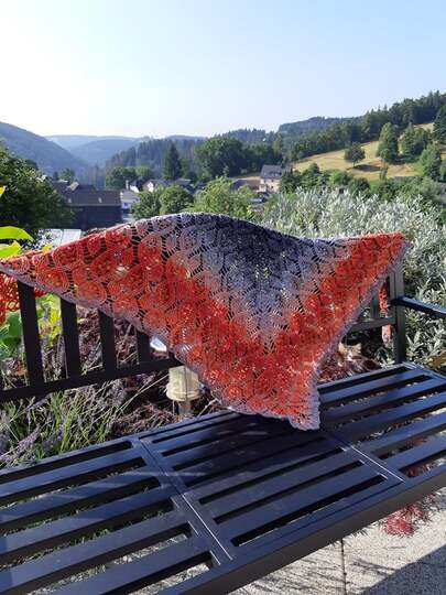 Leaf and Braid Shawl Crochet Pattern