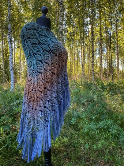Leaf and Braid Shawl Crochet Pattern