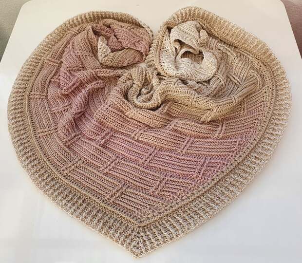 Wide Shawl Crochet Pattern