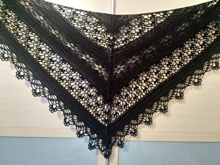 Triangle Lace Shawl Crochet Pattern