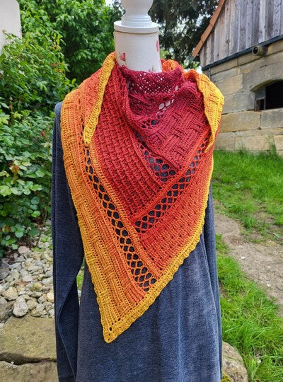Textured Triangle Shawl Crochet Pattern
