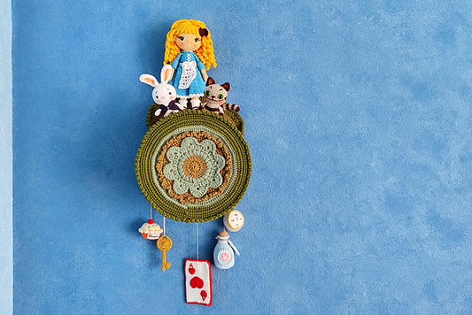 Mobile Alice in Wonderland Crochet Pattern