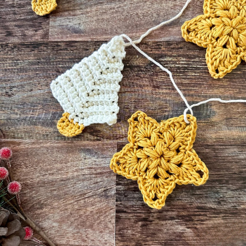 Christmas Garland Crochet Pattern