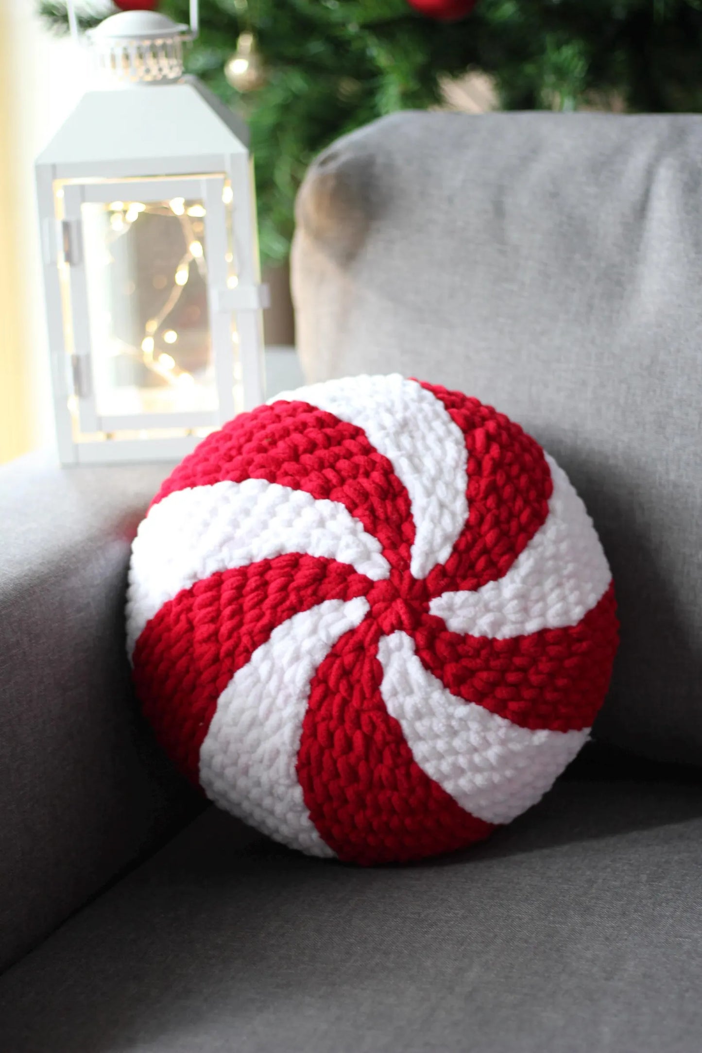 Christmas Peppermint Pillow Crochet Pattern