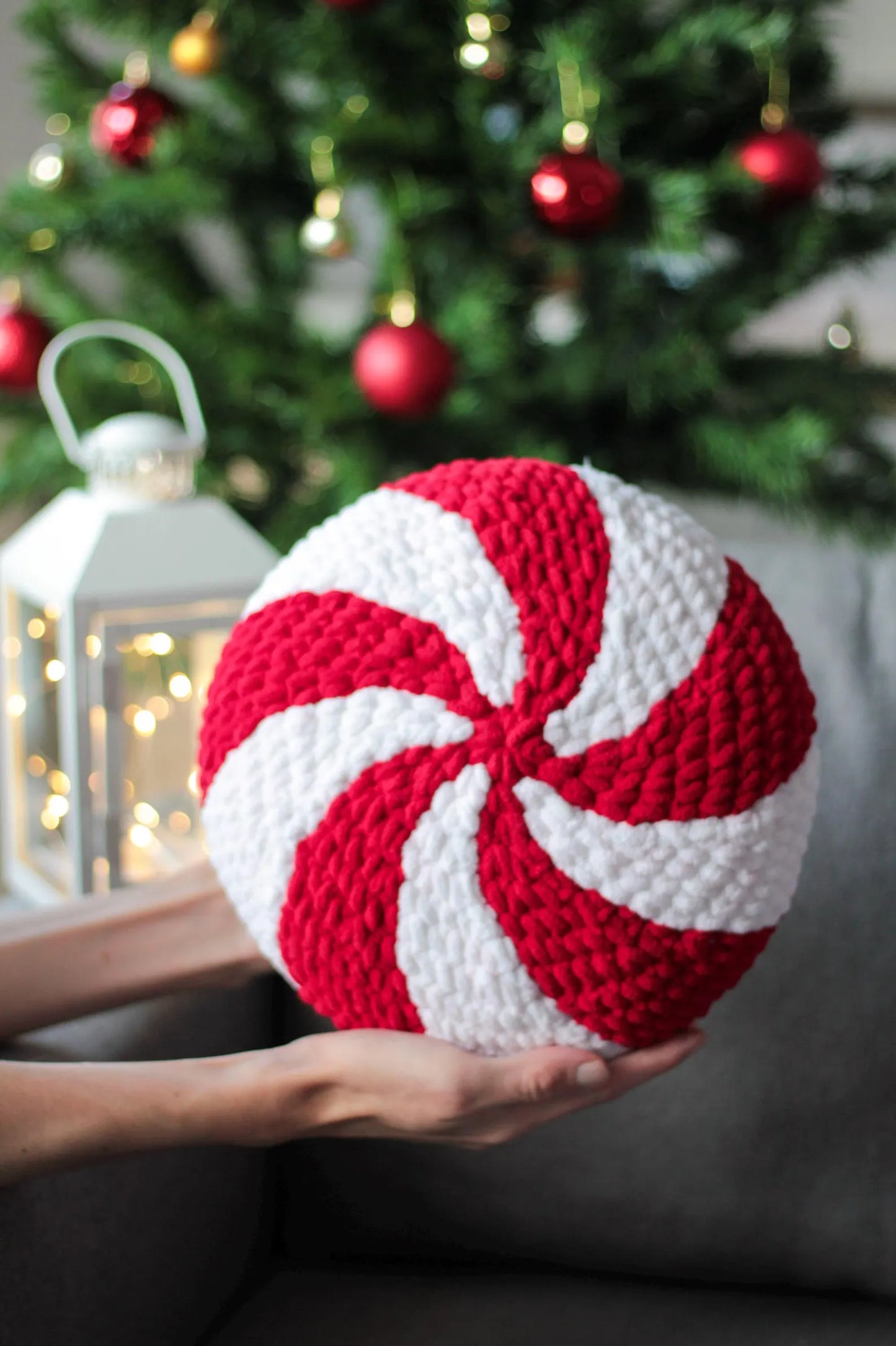 Christmas Peppermint Pillow Crochet Pattern