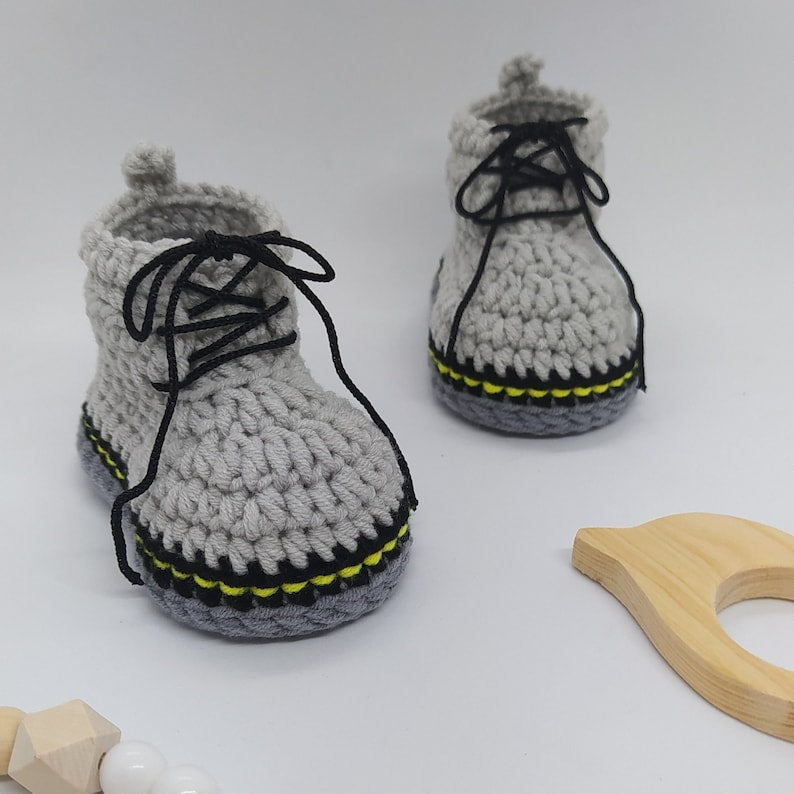 Baby Booties Crochet Pattern