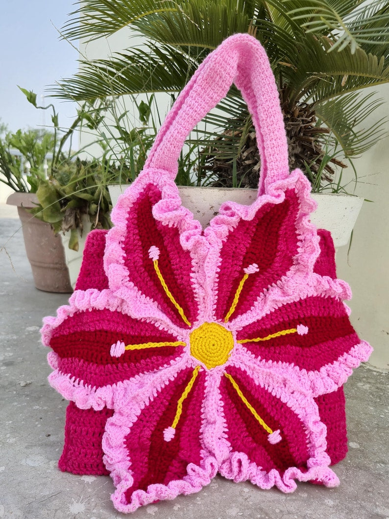 Lily Flower Handbag Crochet Pattern