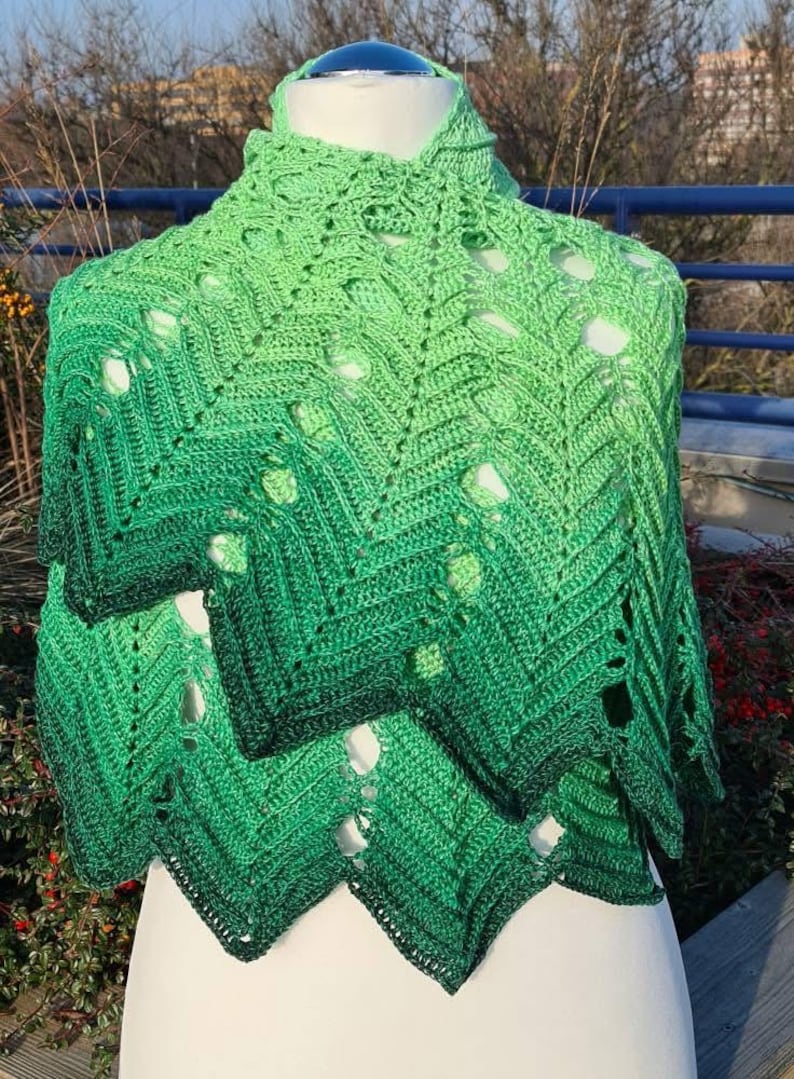 Veilwyn Shawl Crochet Pattern