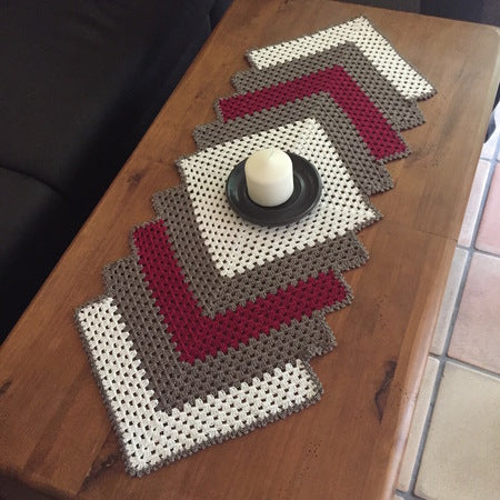 Table runner Crochet Pattern